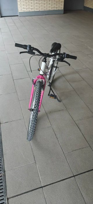 Bicicleta infantil 26 blanca y rosa