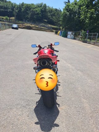 Honda CBR 1000 RR Sportbike Roja/Azul