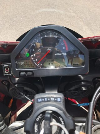 Honda CBR 1000 RR Sportbike Roja/Azul