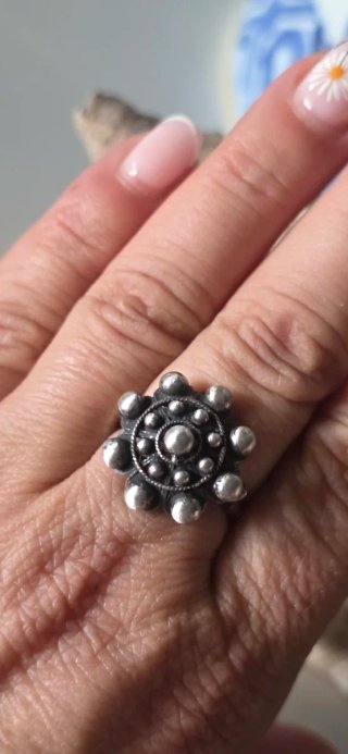 Anillo de plata de ley charro antiguo