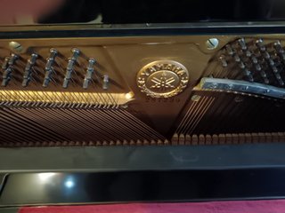 Piano Vertical Yamaha U2 Torre