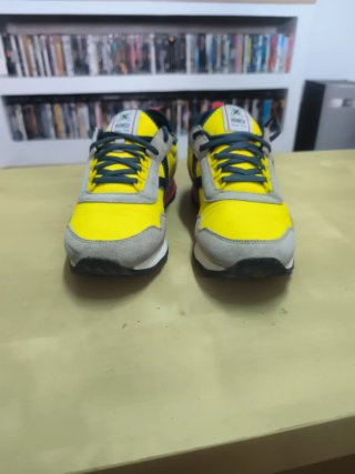 Zapatillas Munich Deportivas Amarillas y Grises