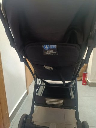 Carrito de bebé Bebeconfort gris y negro