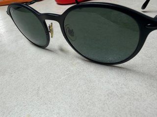 Gafas de sol Ray-Ban negras