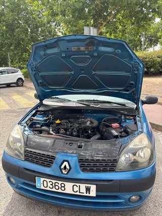 Renault Clio 2003