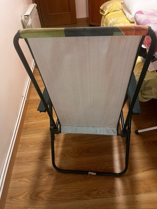 Silla plegable con estampado floral