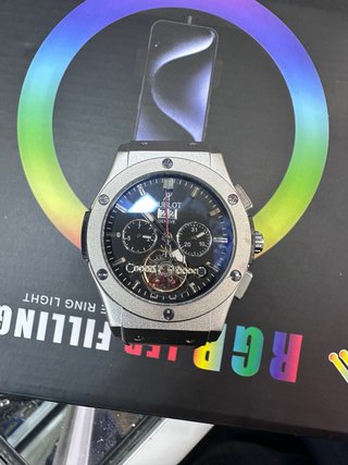 Reloj Hombre Negro y Plateado automatico