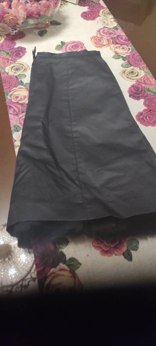 Falda negra Trucco Talla 38 con tul