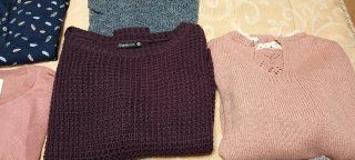 Lote de jerseys ,chaqueta y camisetas tallas S XS