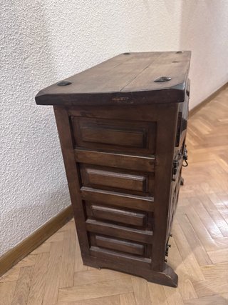 Mueble recibidor antiguo de madera