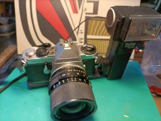 Pentax ME Super con obiettivoTamron 35-70mm