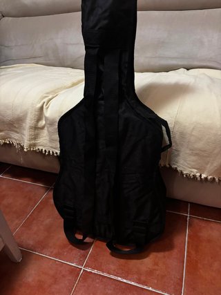 Guitarra Clásica Sheffield Negra + Accesorios