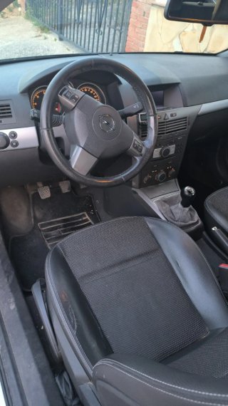 Opel Astra 2008
