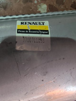 Silenciosos traseros nuevos