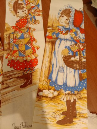 Set 4 Strofinacci Miss Petticoat Vintage Nuovi