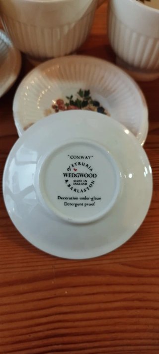 Juego de café porcelana floral Wedgwood Conway