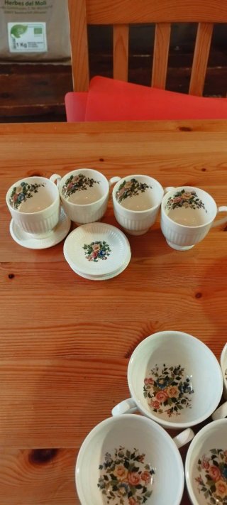 Juego de café porcelana floral Wedgwood Conway