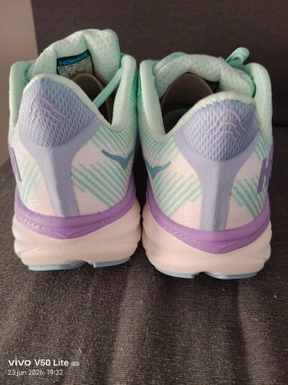 Clifton 9 Morado/Verde
