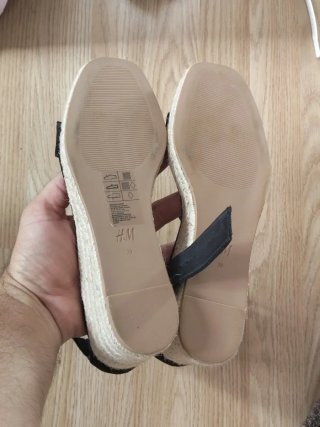 Sandalias cuña H&M negras talla 39