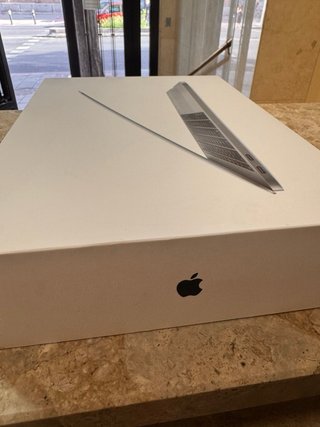 Caja MacBook Pro 13 Apple
