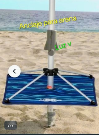 Sombrilla de playa Tommy Bahama.