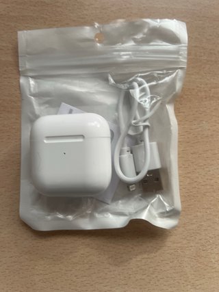 3x AirPods Falsos Blancos (por separado)