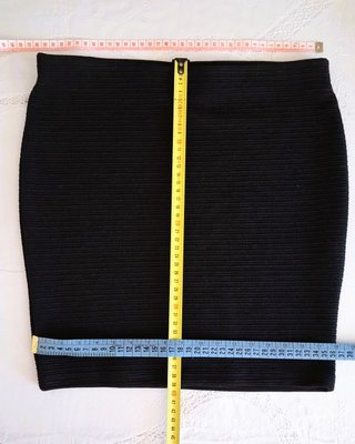 4 mini faldas vaqueras, tablas y elástica talla 36
