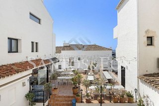 Piso en venta en Puerto Banús en Marbella