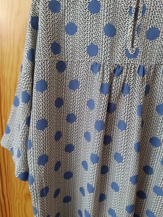 Blusa raso lunares azul 46/3XL