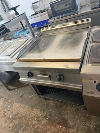 Plancha profesional Zanussi