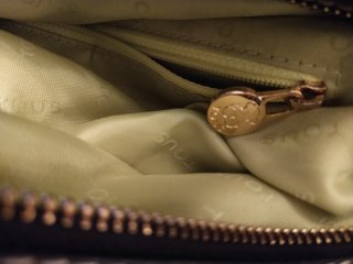 Bolso Tous Negro y marrón chocolate Piel Grabada