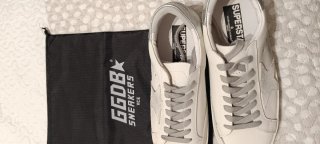 Zapatillas Deportivas. Blancas De piel