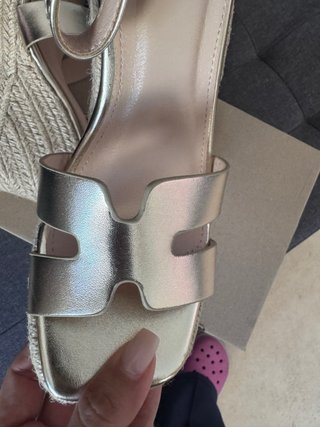Sandalias doradas plataforma talla 36