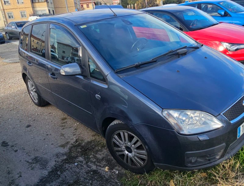 Ford C-MAX - foto 1
