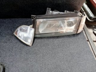 Faro Skoda Octavia I