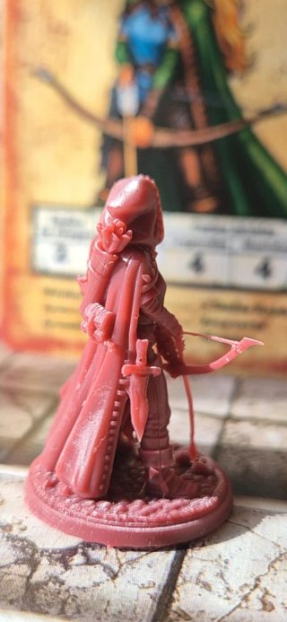 Miniatura Arquera Elfa Heroquest resina roja