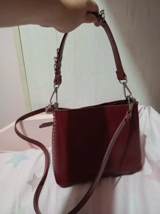 Bolso Parfois Rojo con Tachuelas