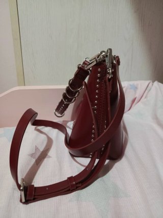 Bolso Parfois Rojo con Tachuelas