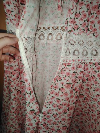 Mono corto floral talla L