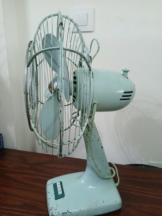 Ventilador KDK Deluxe Años 50 funcionando