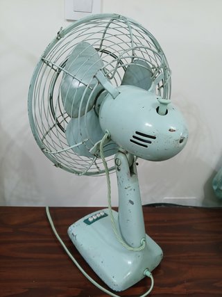 Ventilador KDK Deluxe Años 50 funcionando