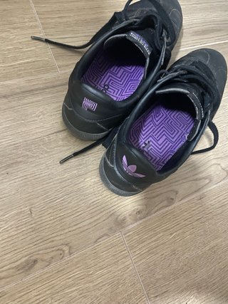 Adidas Gazelle Negras y Moradas