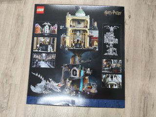 LEGO Harry Potter Gringotts 76417