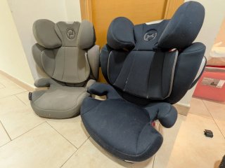 Dos sillas de coche. Silla de coche Cybex para niñ