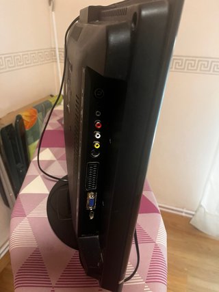 TV i-joy 20 Negra