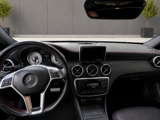 Mercedes A250 4Matic AMG Line 211CV