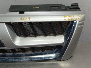 REJILLA DELANTERA MITSUBISHI MONTERO (V60/V70) 4M