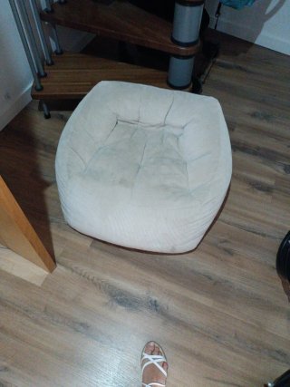 Puf de pana beige