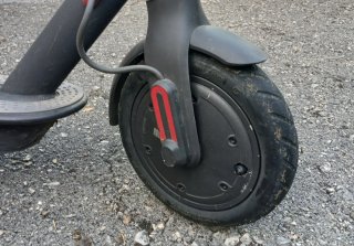 Xiaomi m365 + cargador original.patinete electrico