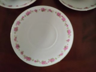 Juego de tazas de porcelana con rosas